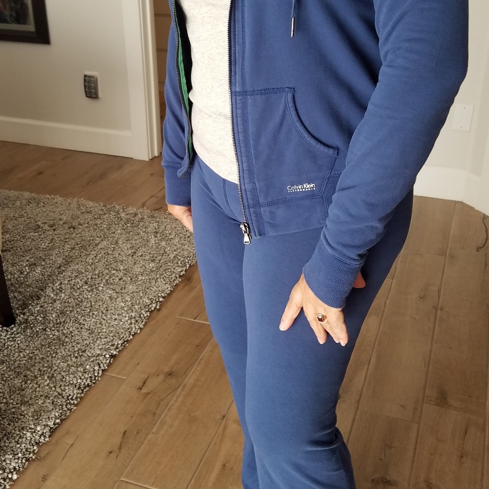 Calvin Klein jogging suit